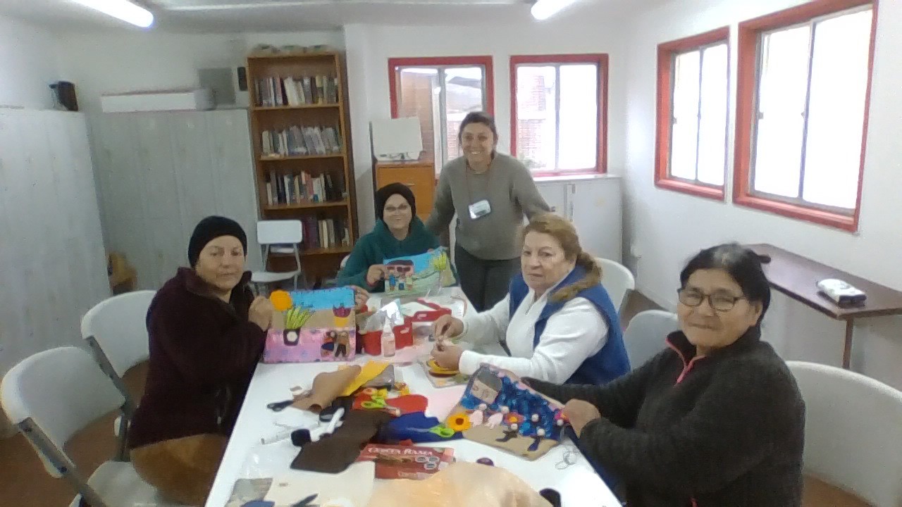 Fotografía asociada a la noticia 'Se da inicio al proyecto 'Adulta Mayor Privada de Libertad' 2024': La Corporación Abriendo Puertas dio inicio al proyecto 'Adulta Mayor Privada de Libertad' 2024, dirigido a mujeres mayores de 60 años pri...